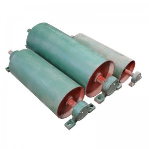 Assembly of passive roller